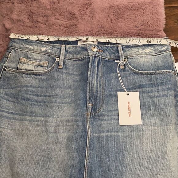 Good American Pom Pom Blue Distressed Denim Skirt Contemporary Boho Feminine - Picture 13 of 16